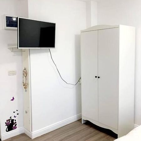 Central Studio Flat Бухарест Экстерьер фото